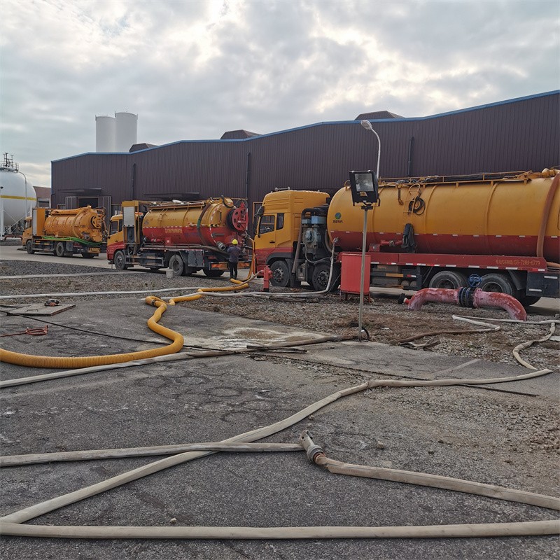 蓝山污水池清理