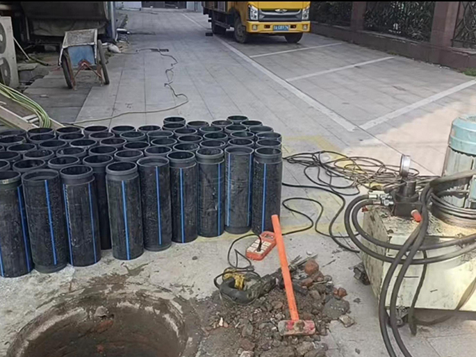 蓝山PE置换管厂家 DN315置换管 非开挖管短管置换